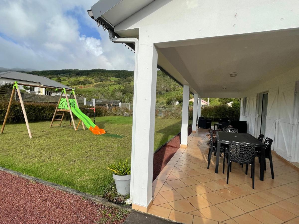Villa Au Pied Du Volcan 勒唐蓬 外观 照片